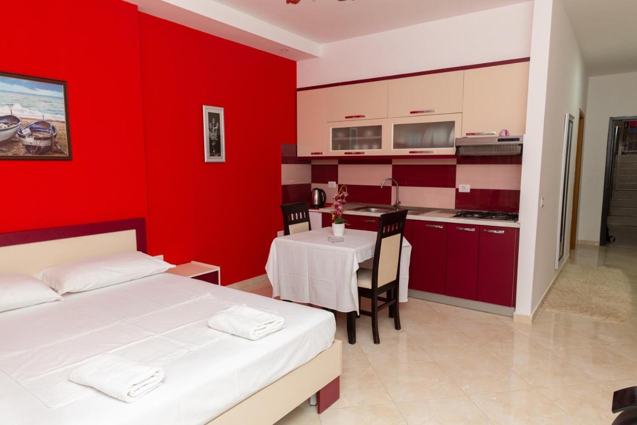 Residence Martin 21 Vlorë Exteriör bild