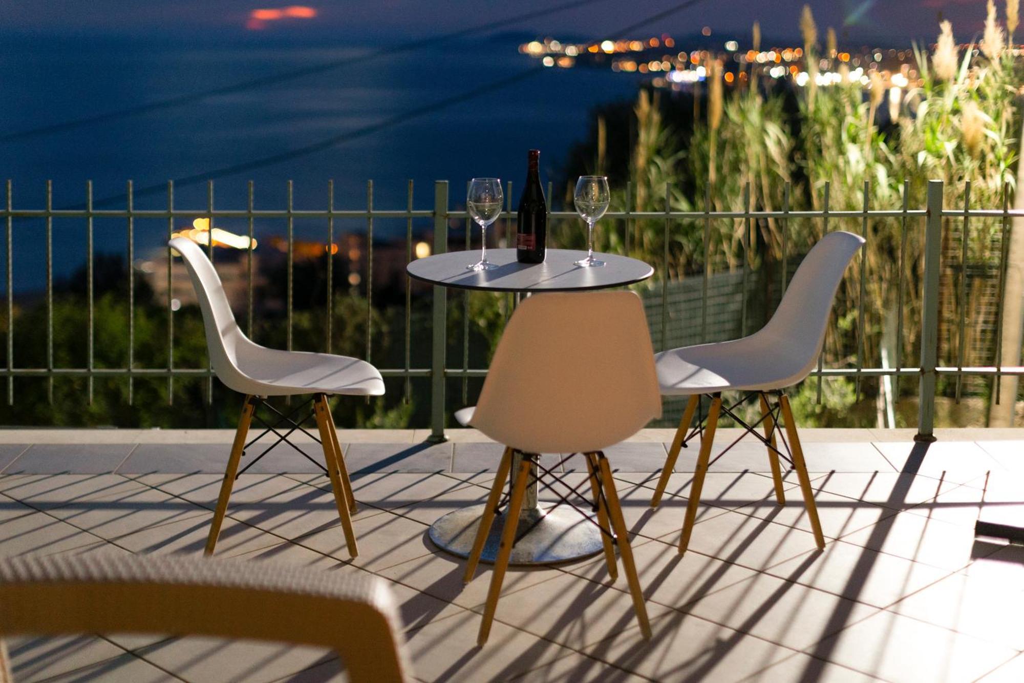 Residence Martin 21 Vlorë Exteriör bild